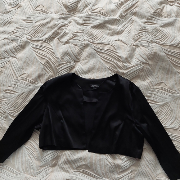 Le Chateau Bolero jacket - Picture 2 of 3